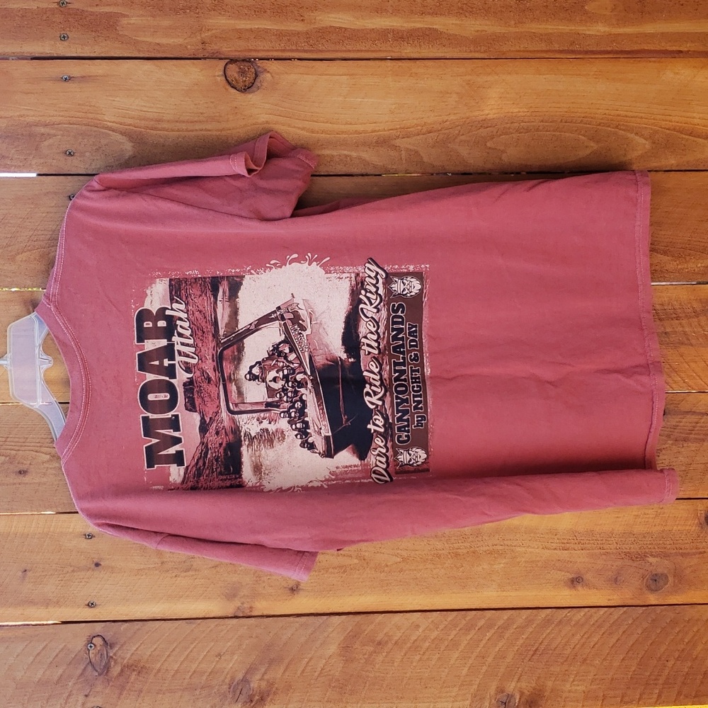 Moab Utah Dare to Ride the King Red Dirt Short Sleeve T Shirt Large - Picture 6 of 6